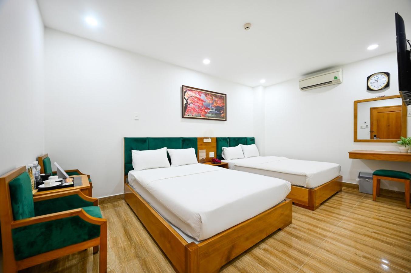 Vivian Airport Hotel Saigon Cidade de Ho Chi Minh Exterior foto